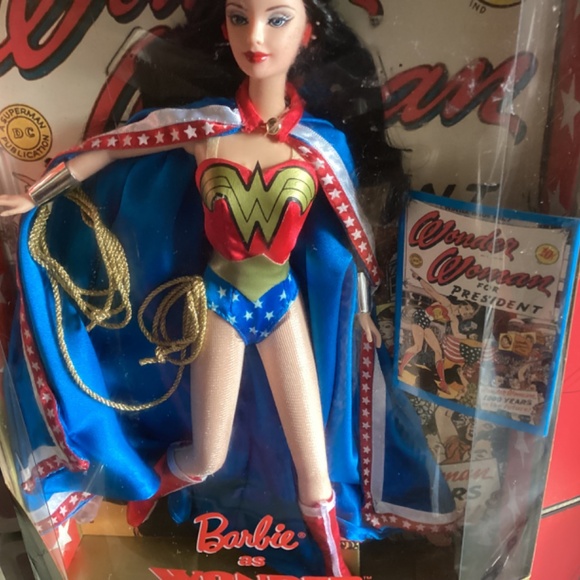 1999 Barbie as Wonder Woman. This Barbie is 25 years old she was  DC comics hero - Picture 2 of 7